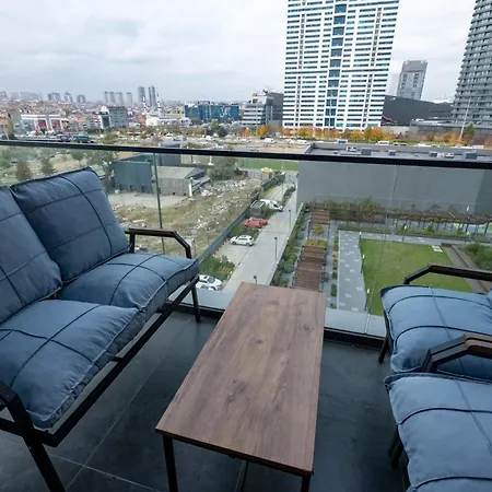 High Floor Lux * Provincia di Istanbul