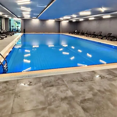 High Floor Lux Apartment *