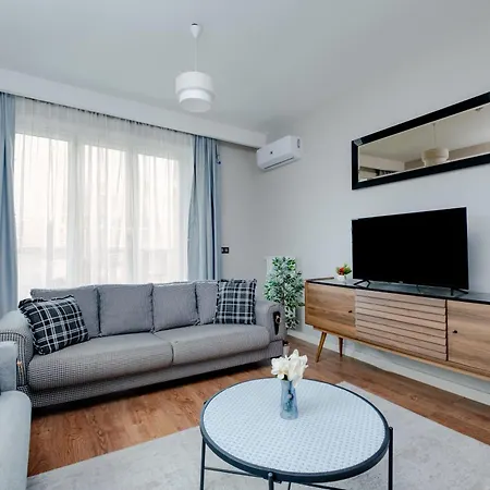High Floor Lux Apartment